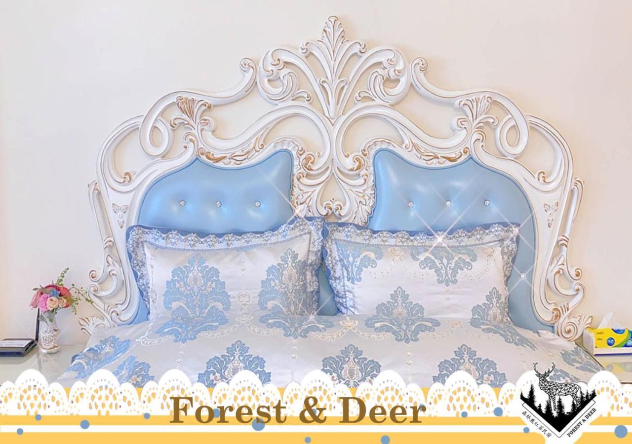 Forest Deer Black Tea Homestay Tainan Exteriör bild