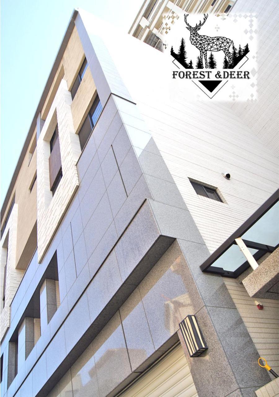 Forest Deer Black Tea Homestay Tainan Exteriör bild